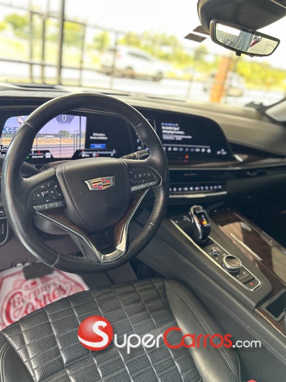 2022 Cadillac Escalade Premium Luxury — foto 2 / 12