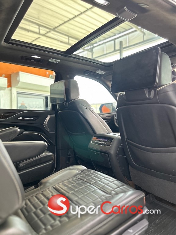 2022 Cadillac Escalade Premium Luxury — foto 6 / 12