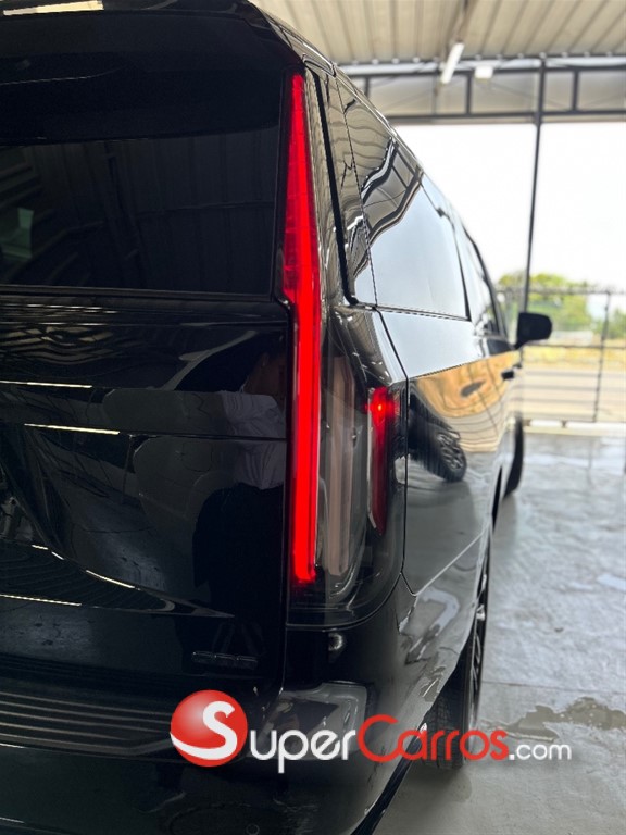 2022 Cadillac Escalade Premium Luxury — foto 12 / 12