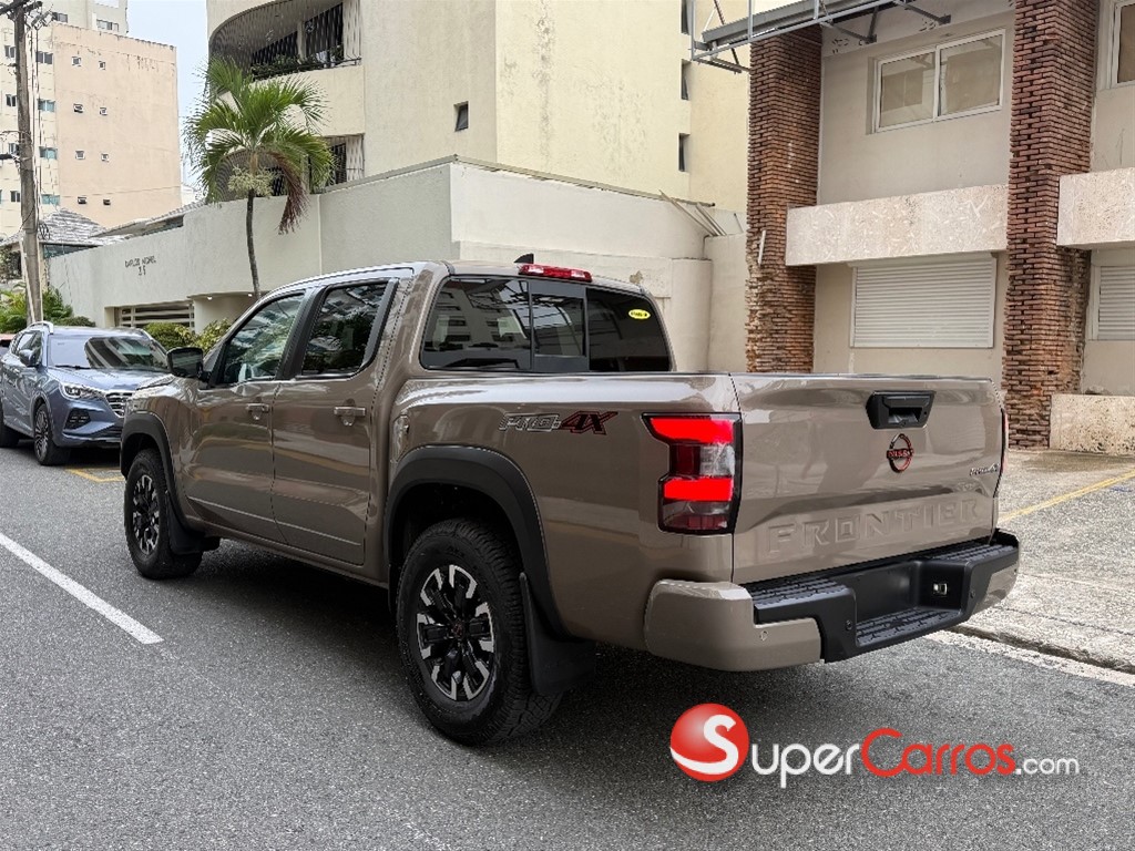 2022 Nissan Frontier Pro-4X — foto 4 / 9