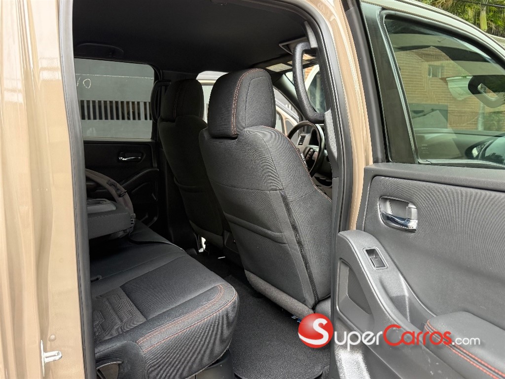 2022 Nissan Frontier Pro-4X — foto 7 / 9
