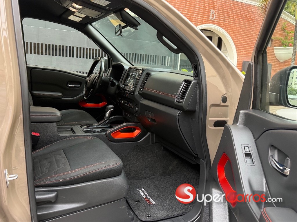 2022 Nissan Frontier Pro-4X — foto 8 / 9