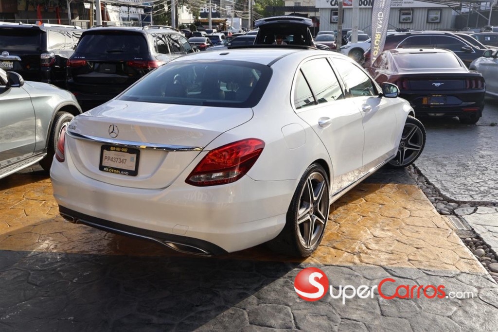 2018 Mercedes-Benz Clase C 300 — foto 8 / 8