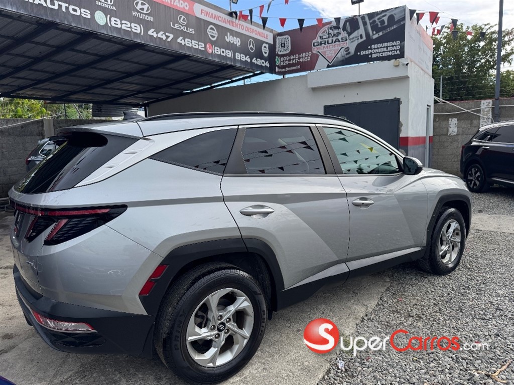2022 Hyundai Tucson SE — foto 2 / 12