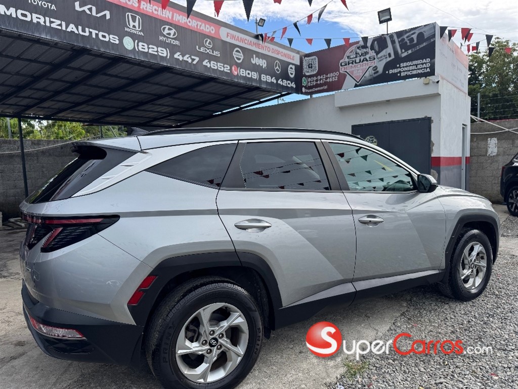 2022 Hyundai Tucson SE — foto 3 / 12