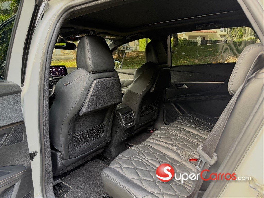 2020 Peugeot 5008 GT Line — foto 7 / 11