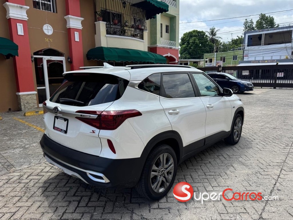 2021 Kia Seltos S — foto 8 / 12