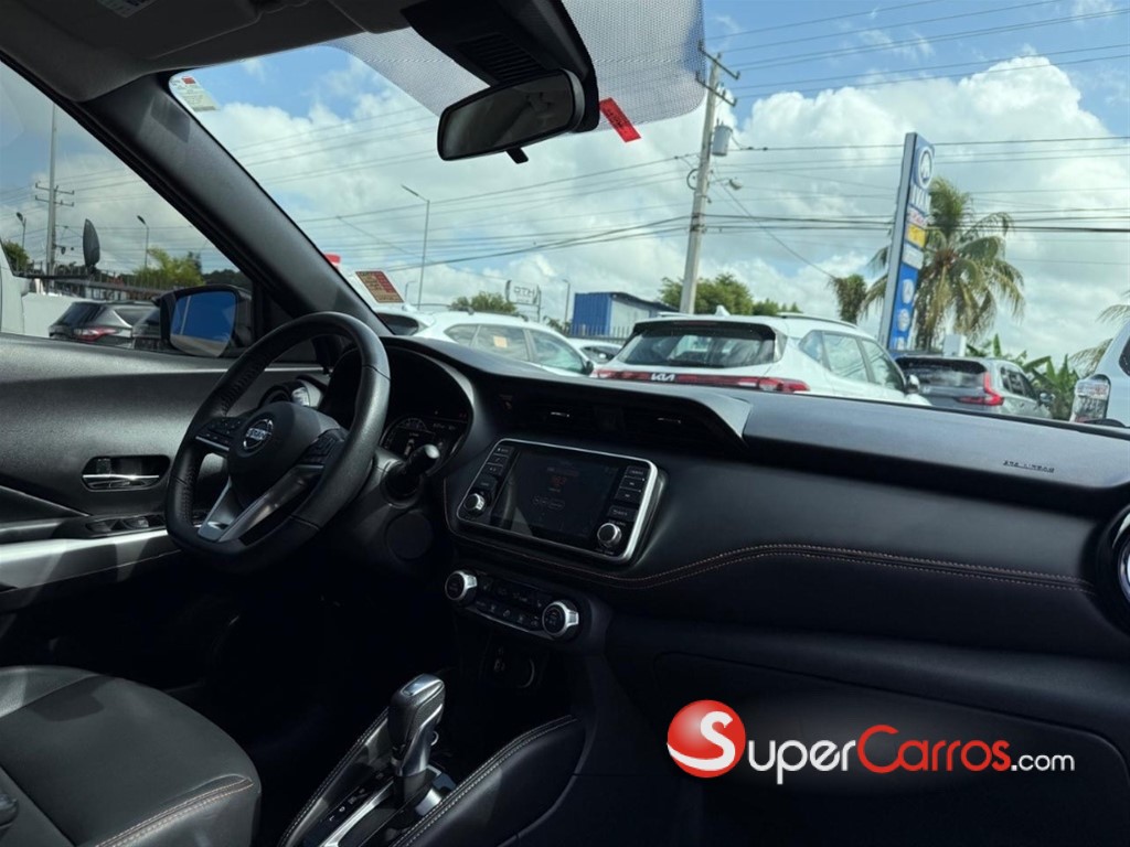 2020 Nissan Kicks SR — foto 7 / 12