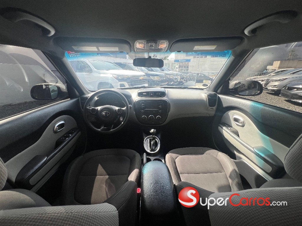 2019 Kia Soul LX — foto 5 / 10