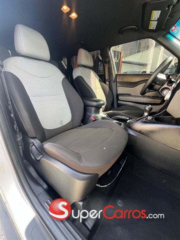 2019 Kia Soul LX — foto 7 / 10