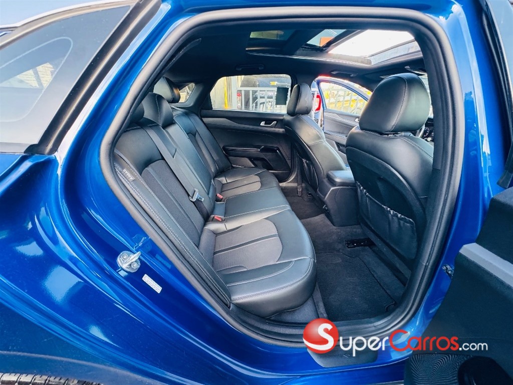2020 Kia K-5 GT LINE — foto 9 / 12