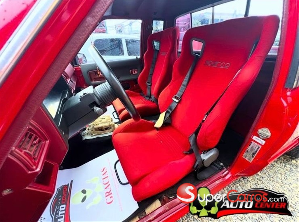 1985 Toyota Pick Up — foto 8 / 12