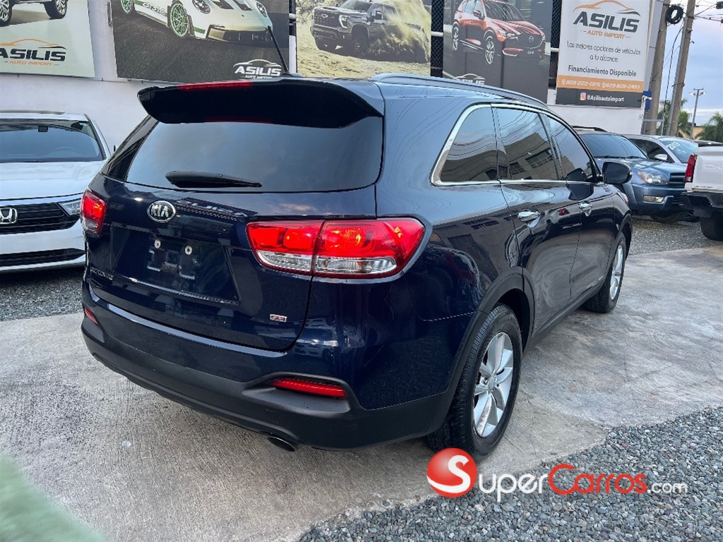 2017 Kia Sorento LX — foto 4 / 9