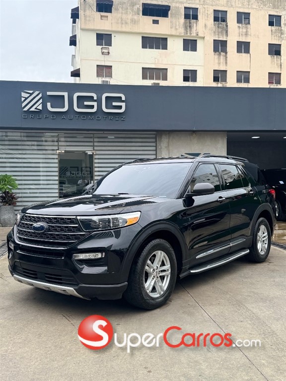 2021 Ford Explorer XLT 4WD — foto 2 / 7