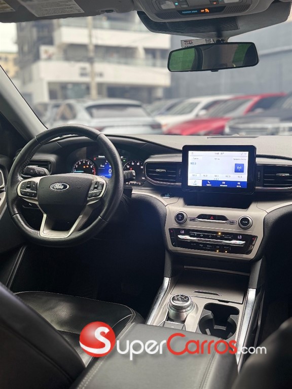 2021 Ford Explorer XLT 4WD — foto 5 / 7