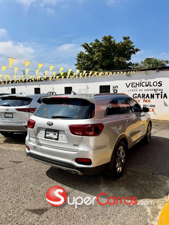 2020 Kia Sorento — foto 4 / 11