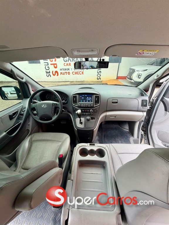 2020 Hyundai Grand Starex — foto 6 / 11