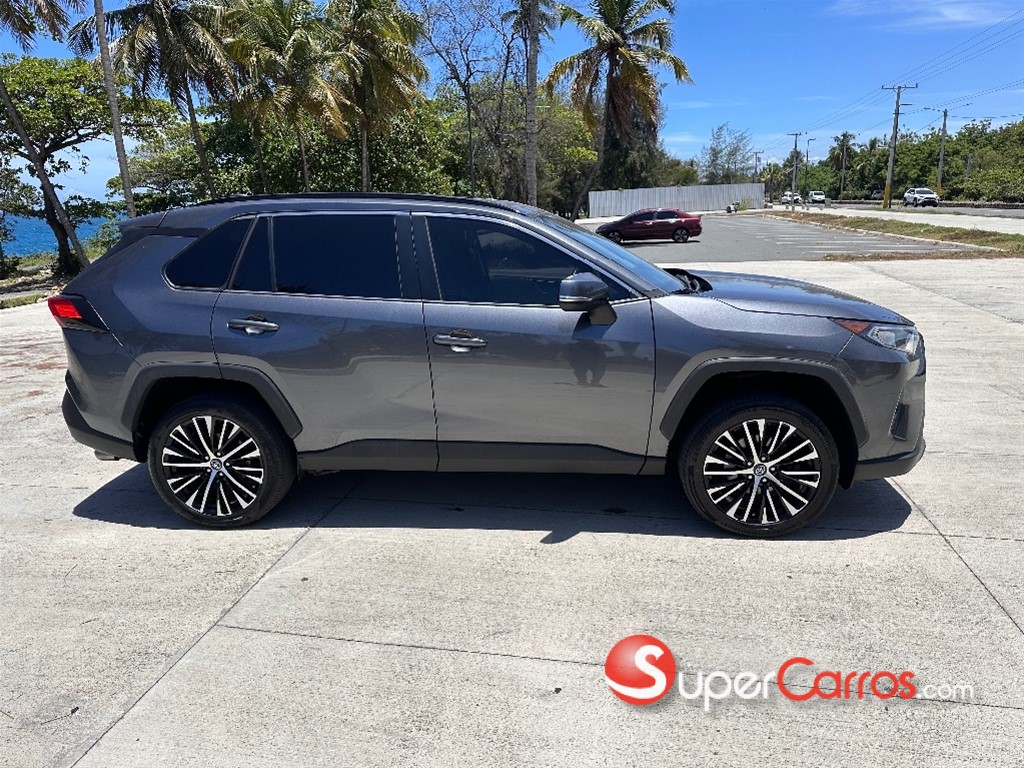 2021 Toyota RAV4 — foto 2 / 12