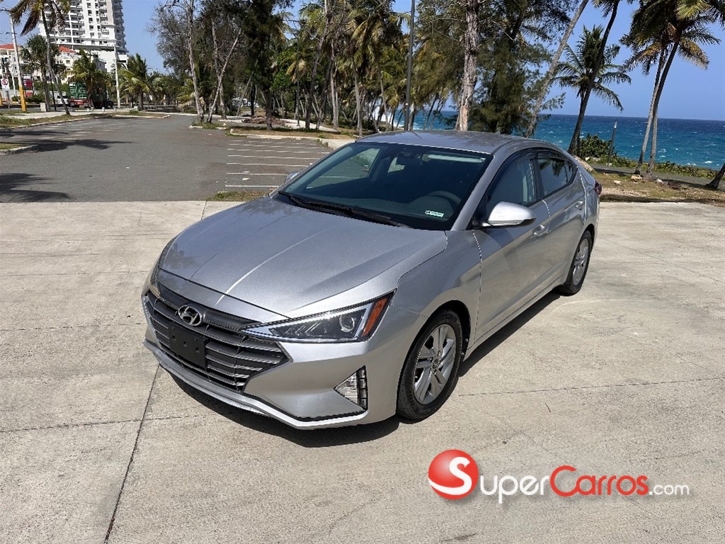 2021 Hyundai Elantra — foto 9 / 12