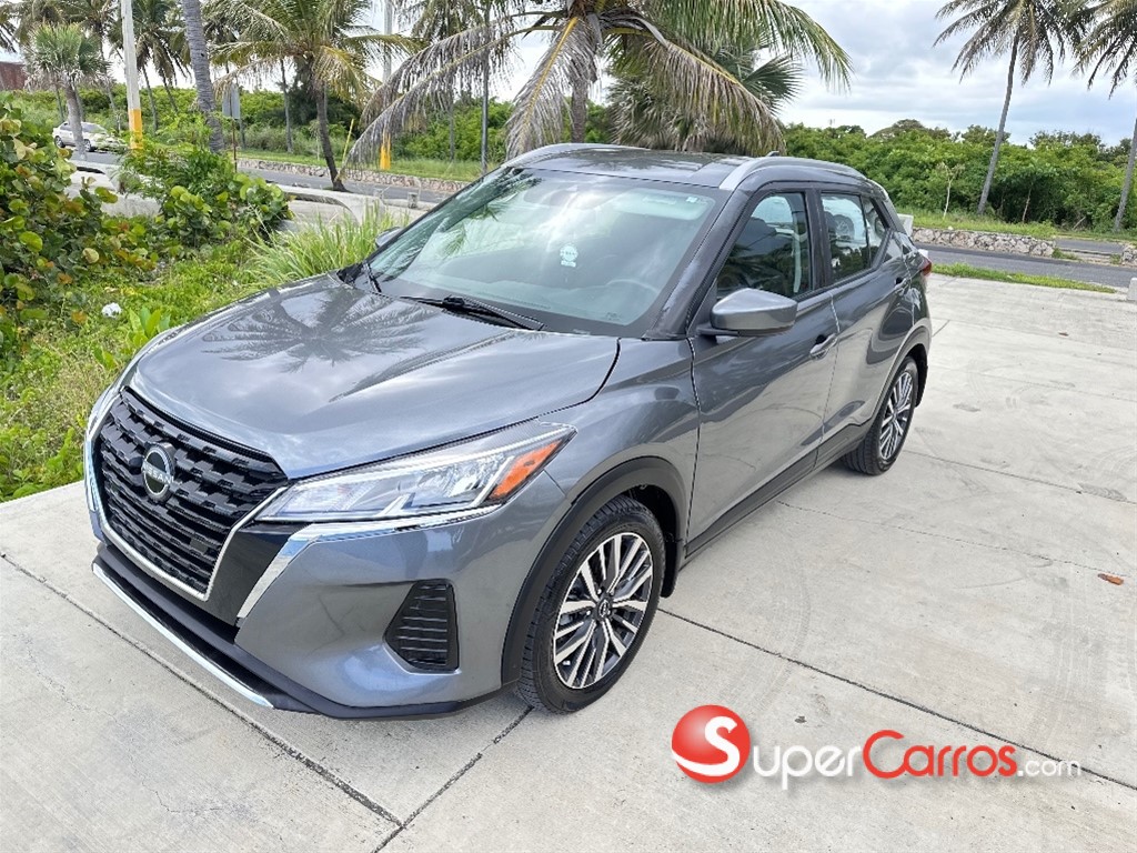 2021 Nissan Kicks SV — foto 2 / 12