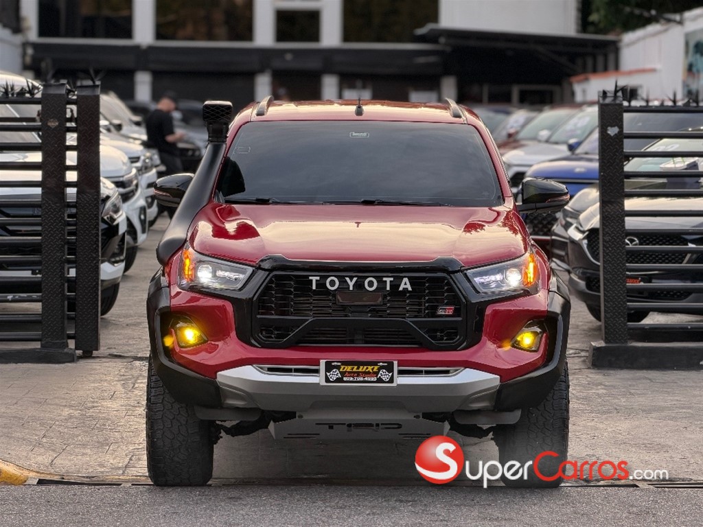 2020 Toyota Hilux SRV — foto 2 / 12