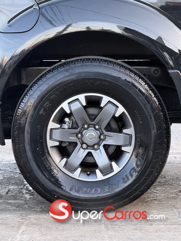 2021 Nissan Frontier Pro-4X — foto 3 / 12