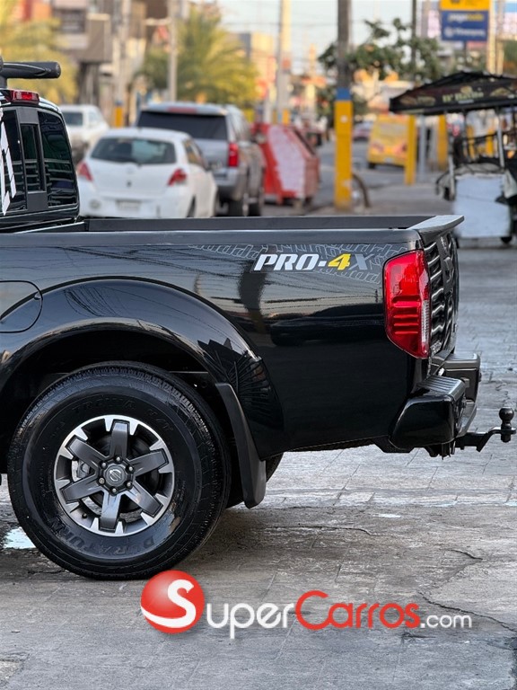 2021 Nissan Frontier Pro-4X — foto 6 / 12