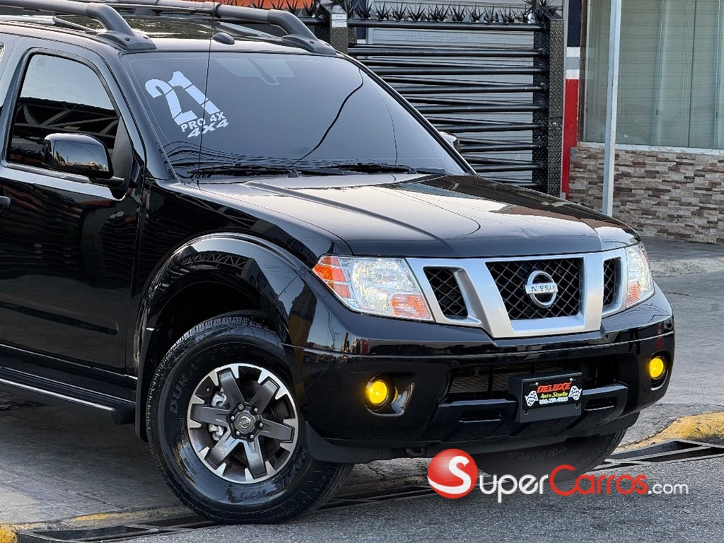 2021 Nissan Frontier Pro-4X — foto 8 / 12