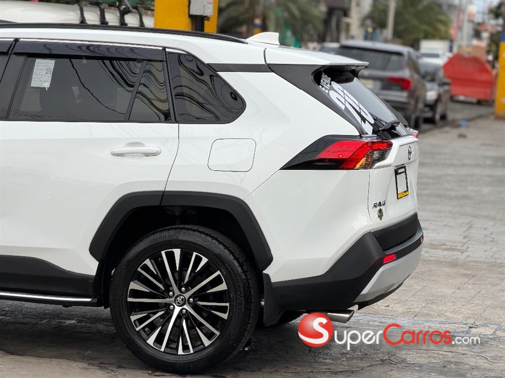 2020 Toyota RAV4 LE PLUS — foto 2 / 12
