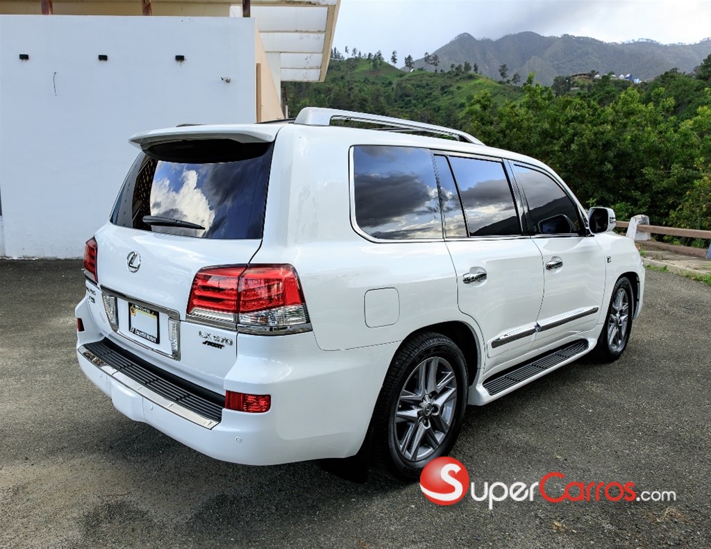 2015 Lexus LX 570 — foto 3 / 12