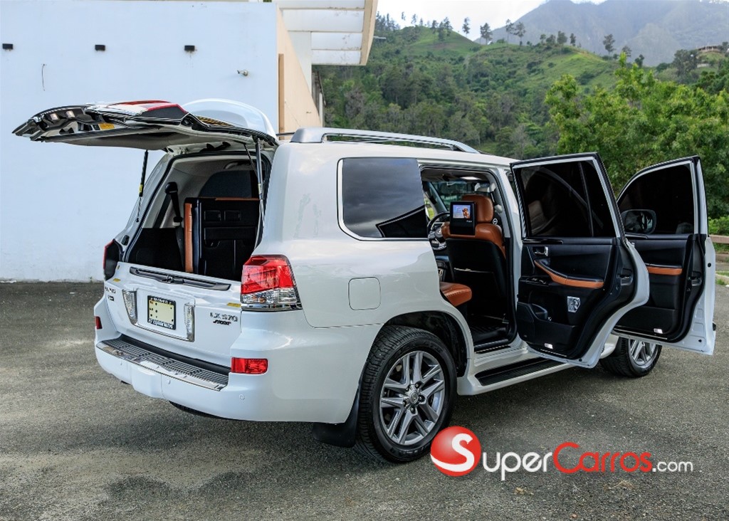 2015 Lexus LX 570 — foto 5 / 12