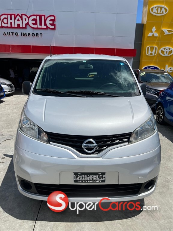 2020 Nissan NV 200 — foto 4 / 12