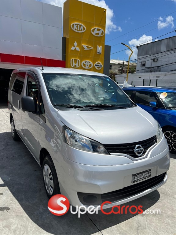 2020 Nissan NV 200 — foto 5 / 12