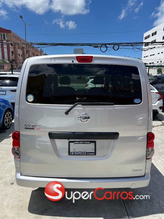 2020 Nissan NV 200 — foto 7 / 12