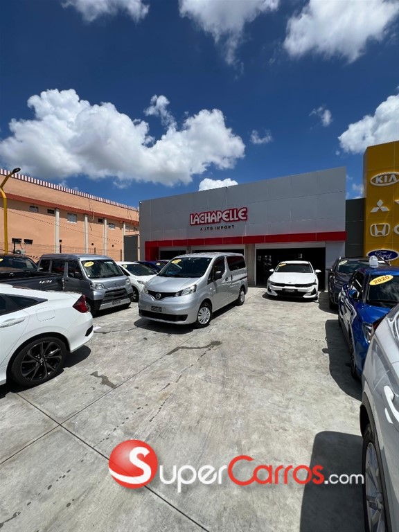 2020 Nissan NV 200 — foto 12 / 12