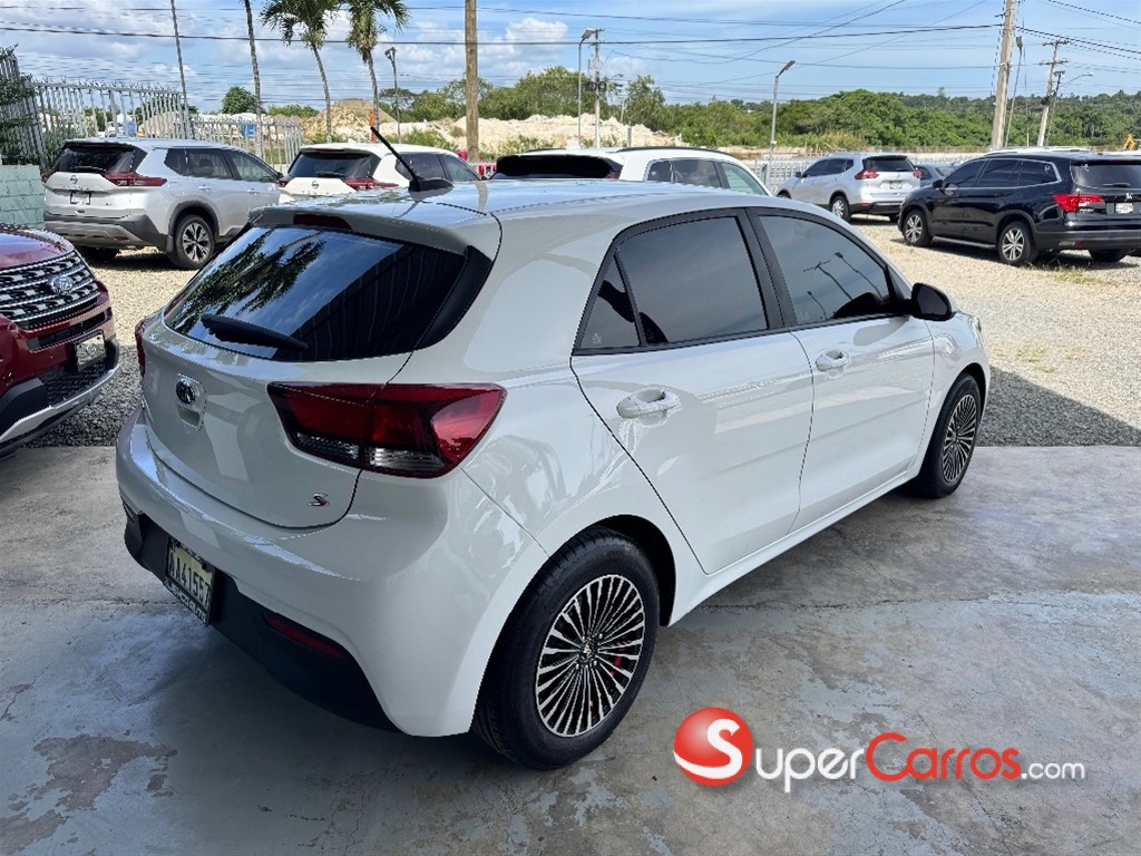 2018 Kia Rio S — foto 3 / 6
