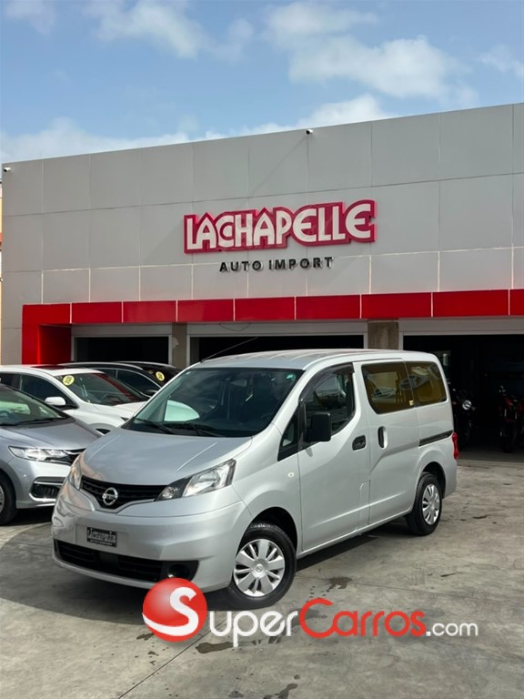 2021 Nissan NV 200 — foto 2 / 12