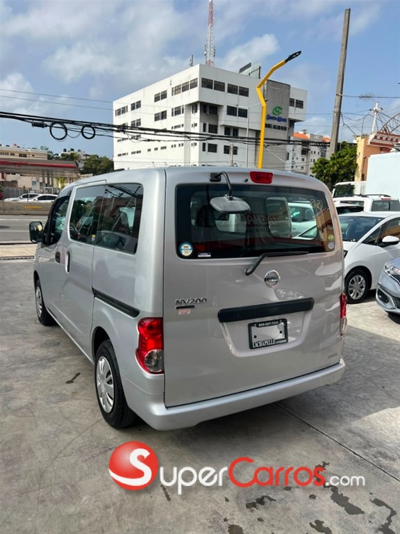 2021 Nissan NV 200 — foto 3 / 12