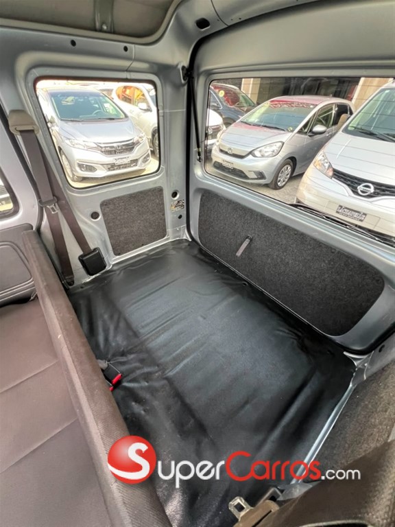 2020 Daihatsu Hijet — foto 5 / 12