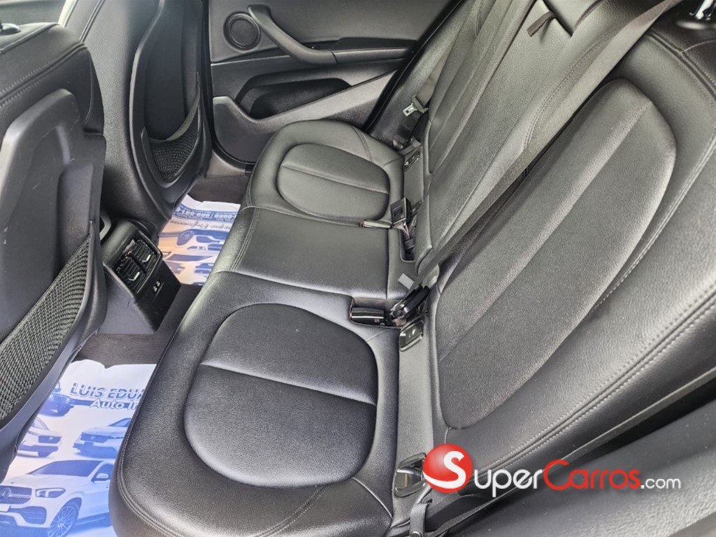 2020 BMW X 2 sDrive 20i M Sport — foto 8 / 9