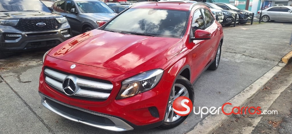 2016 Mercedes-Benz Clase GLA 180 — foto 2 / 10
