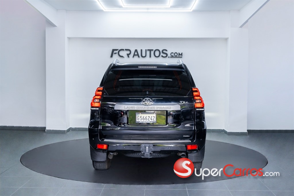 2022 Toyota Land Cruiser Prado TXL — foto 7 / 12