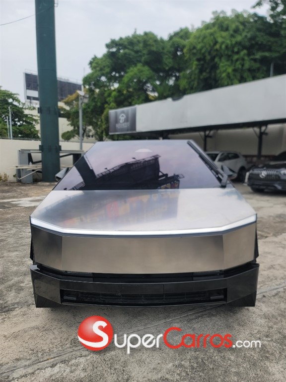 2024 Tesla CyberTruck — foto 8 / 9