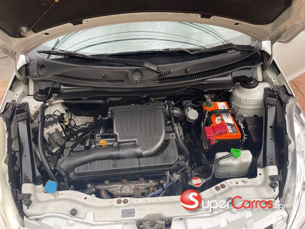 2016 Suzuki Swift — foto 2 / 12