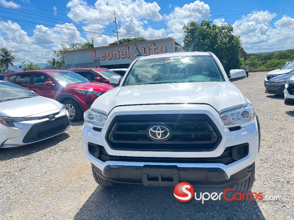 2020 Toyota Tacoma SR — foto 2 / 9