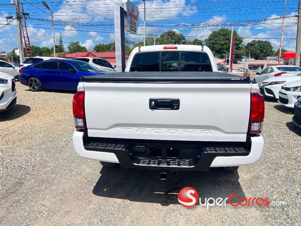 2020 Toyota Tacoma SR — foto 4 / 9