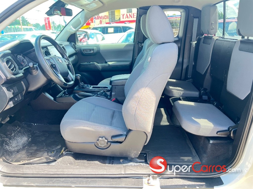 2020 Toyota Tacoma SR — foto 7 / 9