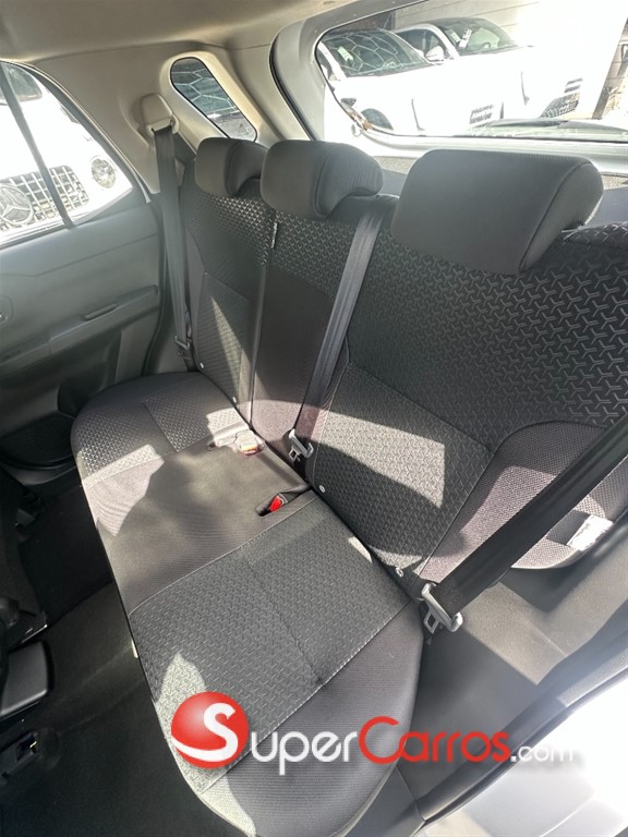 2026 Toyota Raize FULL — foto 6 / 12