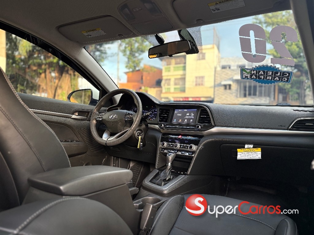 2020 Hyundai Elantra SEL — foto 4 / 9