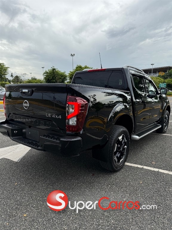 2025 Nissan Frontier LE — foto 7 / 12